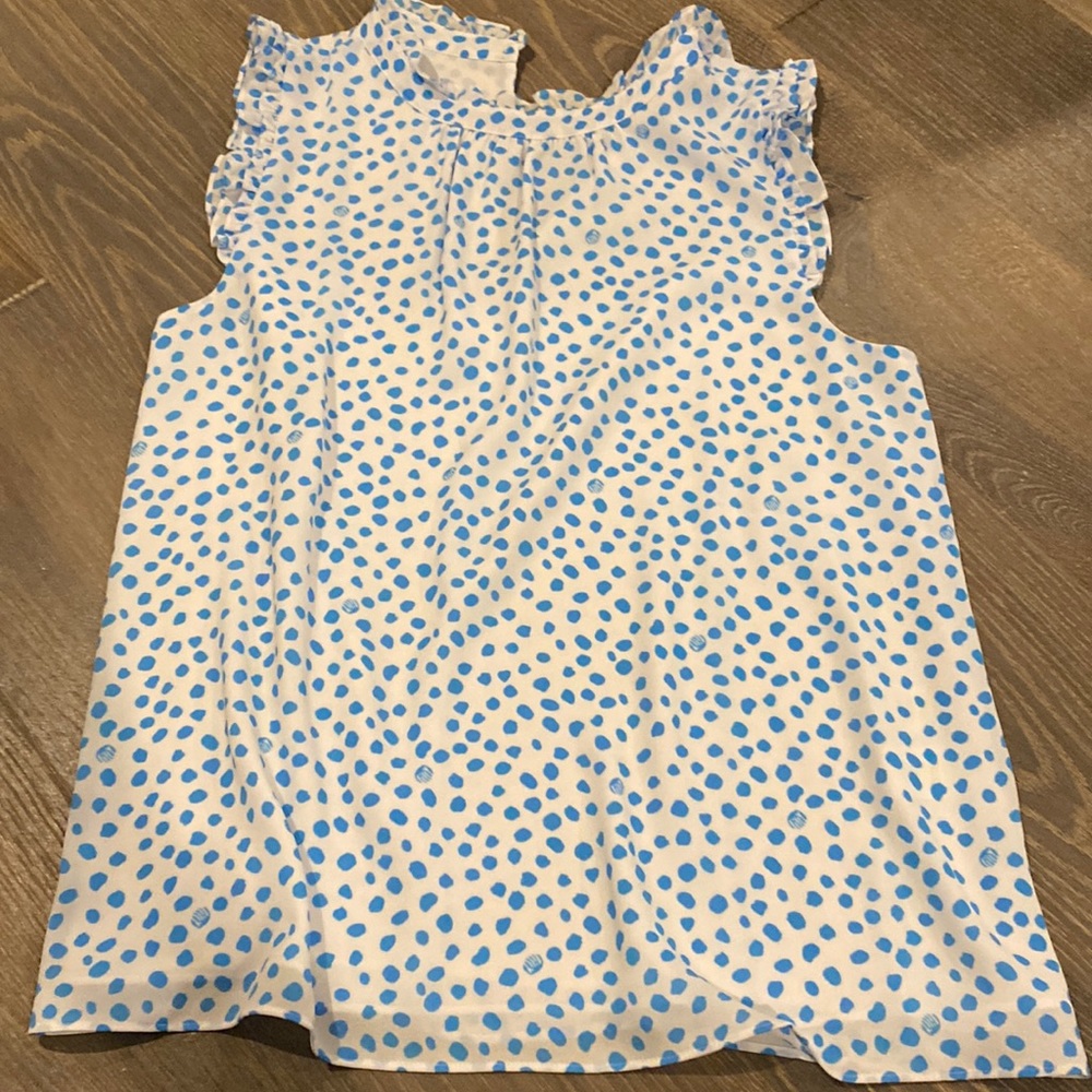 Excellent condition Lilly Pulitzer size M blue and white polka dot top